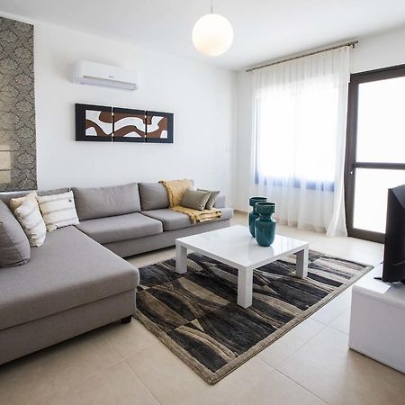 Olivia Villa 63 Paphos Eksteriør bilde